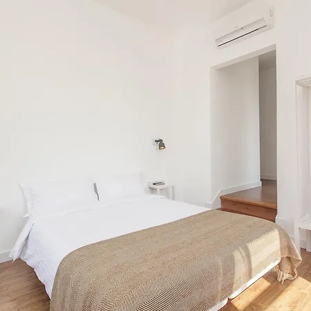 里斯本老城区旅馆 3*